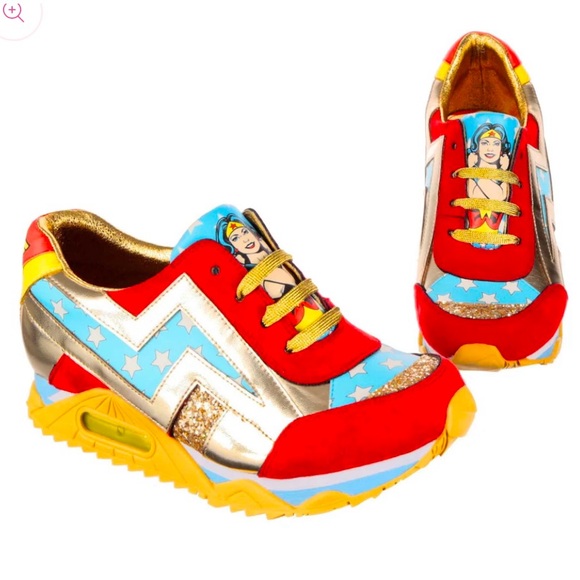 NIB sz 39 Irregular Choice Justice League Wonder Woman Shoes